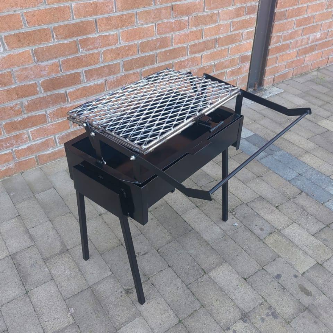 Parrilla Articulada com Base Resistente – Portátil e Prática